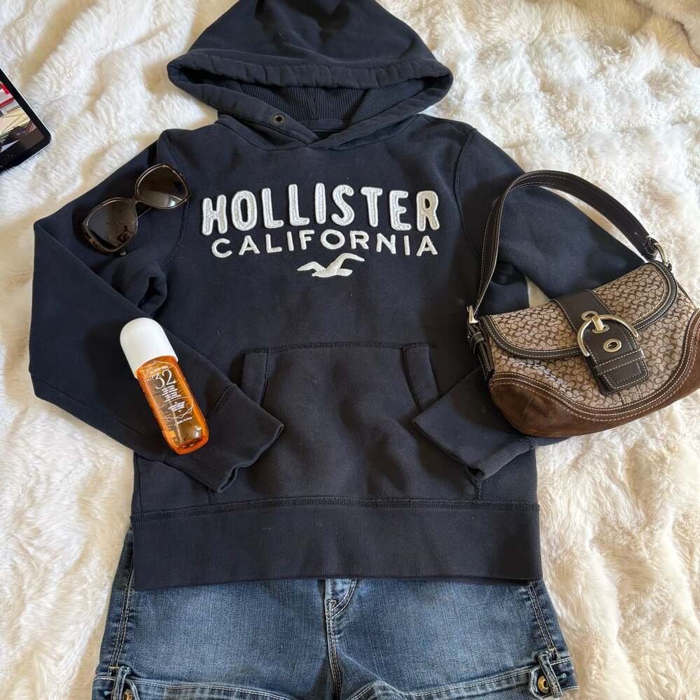 Hollister California Hoodie Size S Black